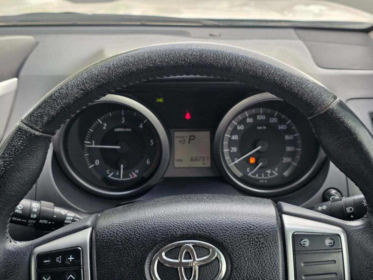 Toyota Prado 2022 shape ,diesel 3.0 liter right hand drive auto transmission