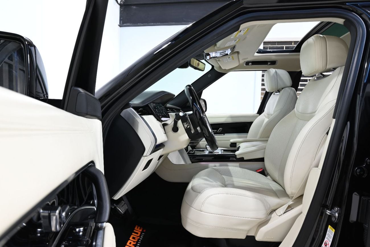 Land Rover Range Rover SE 2025 Range Rover Vogue P530 SE, Range Rover (Al Tayer) Service History, 1 Year Warranty