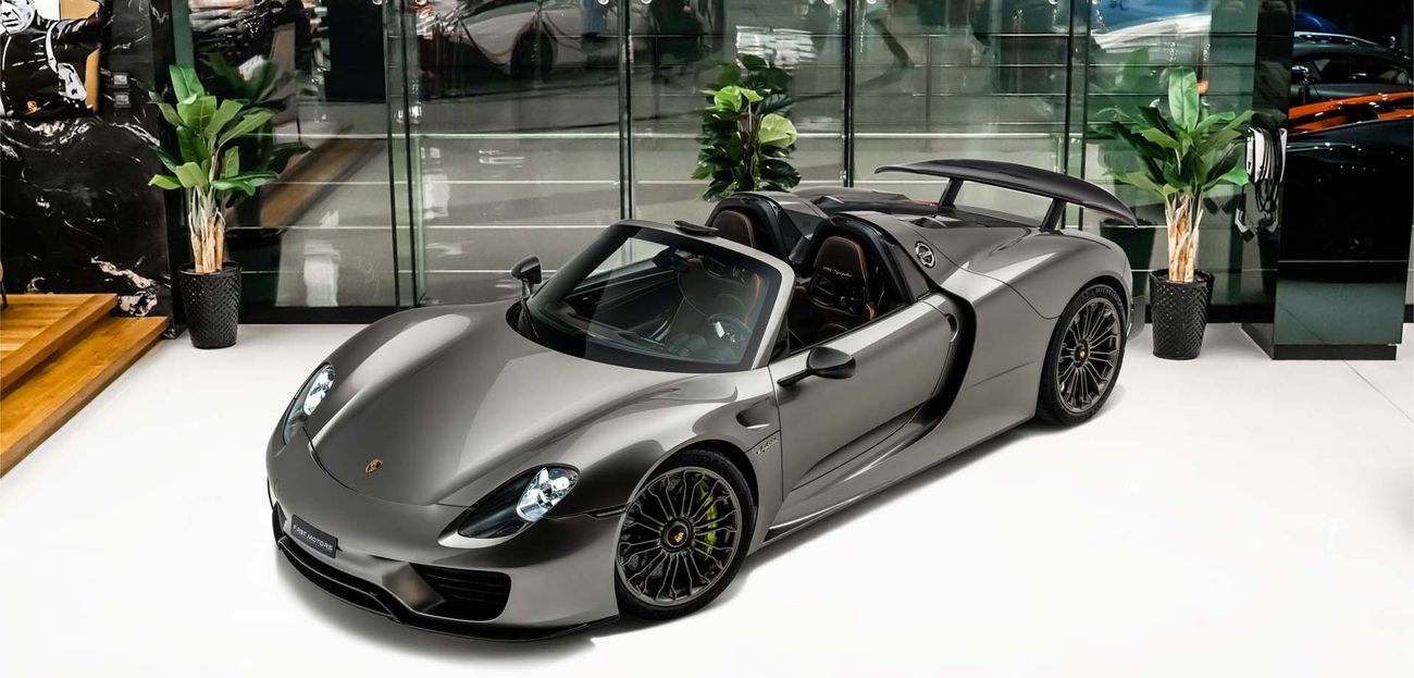 بورش 918 سبايدر 4.6L V8 N/A Engine + eMotor