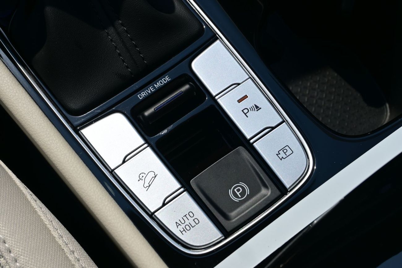 هيونداي توسون Hyundai Tucson 2.0L Petrol, FWD, Model 2025, Color White