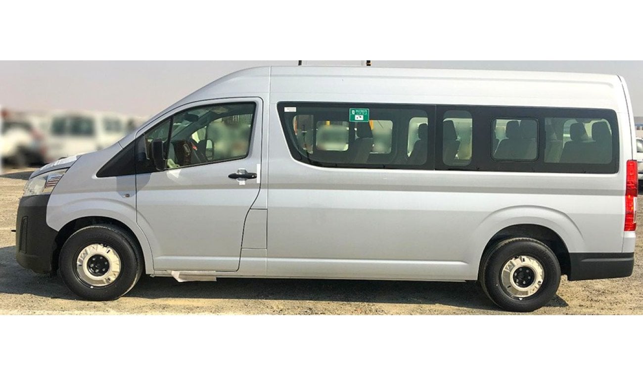 Toyota Hiace COMMUTER PETROL 6MT MODEL 2020