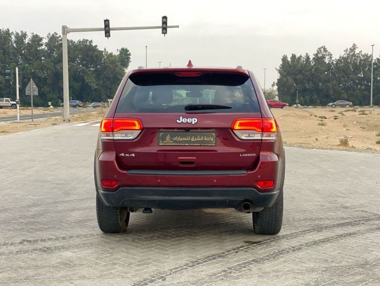 جيب جراند شيروكي Laredo 3.6L