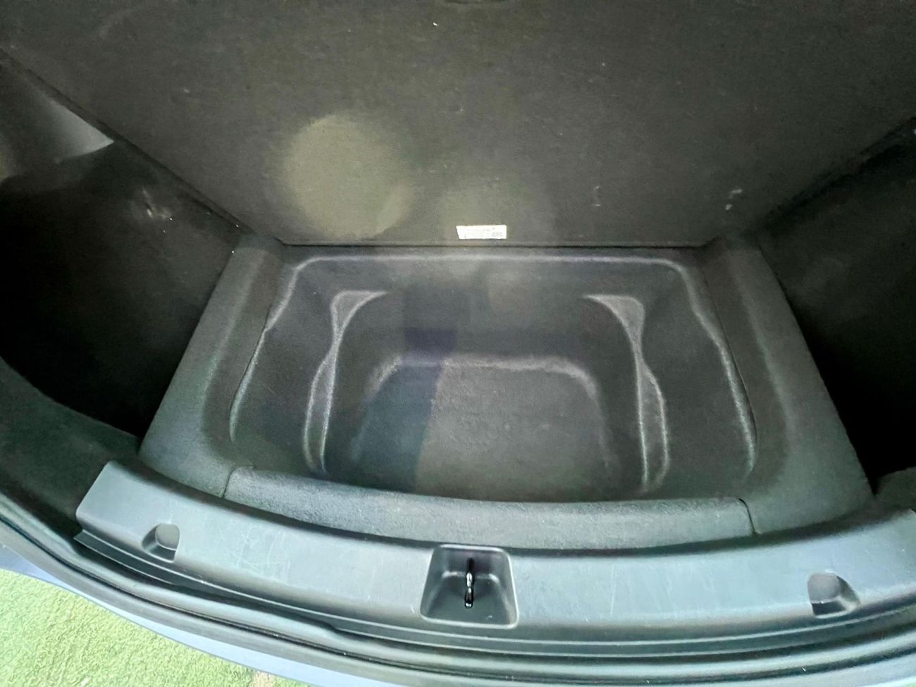 Tesla Model Y Performance (AWD) warranty one year bank financie available