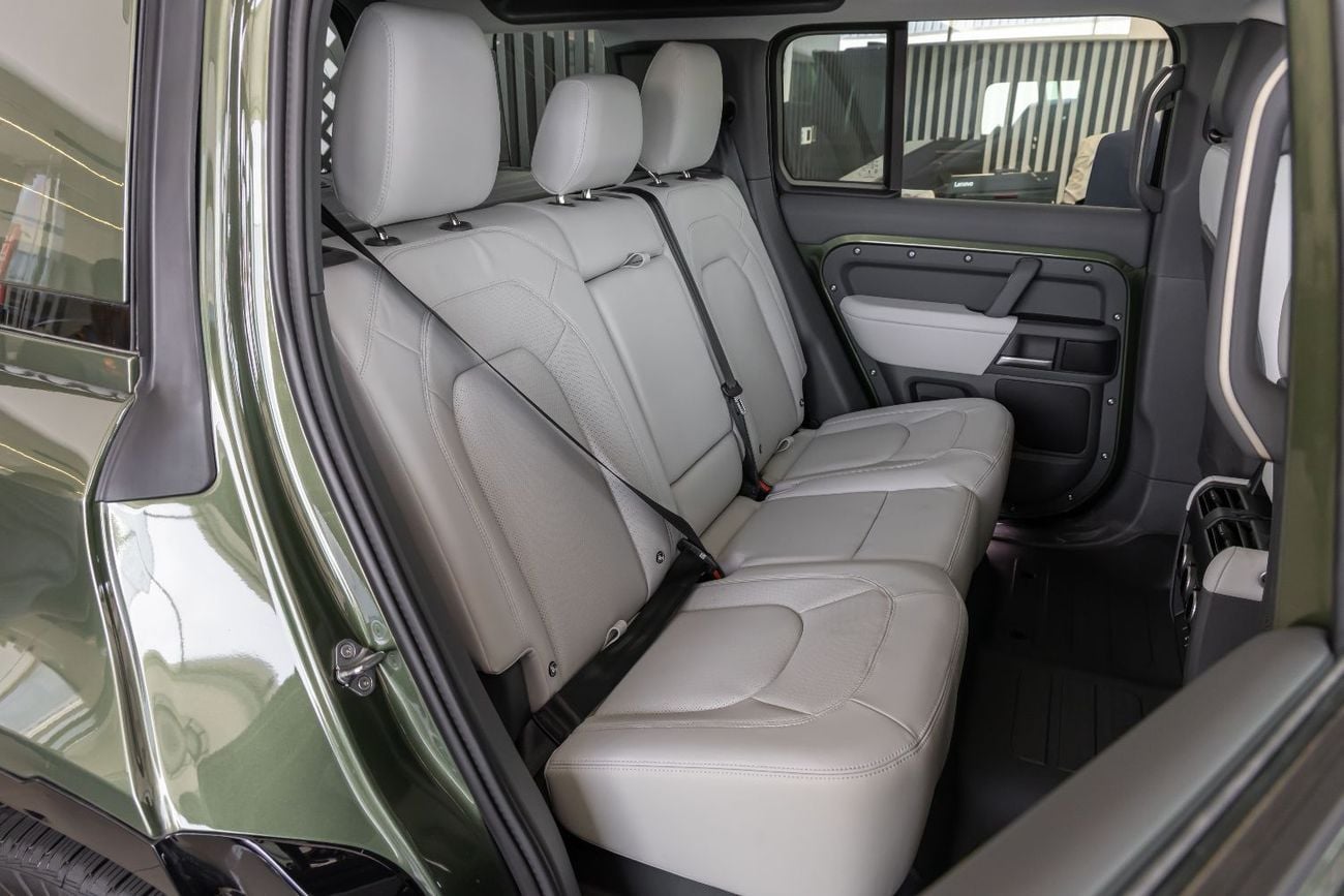 Land Rover Defender Land Rover Defender | 110 X-Dynamic HSE (P400) | GCC Specs | 2026 (Export)