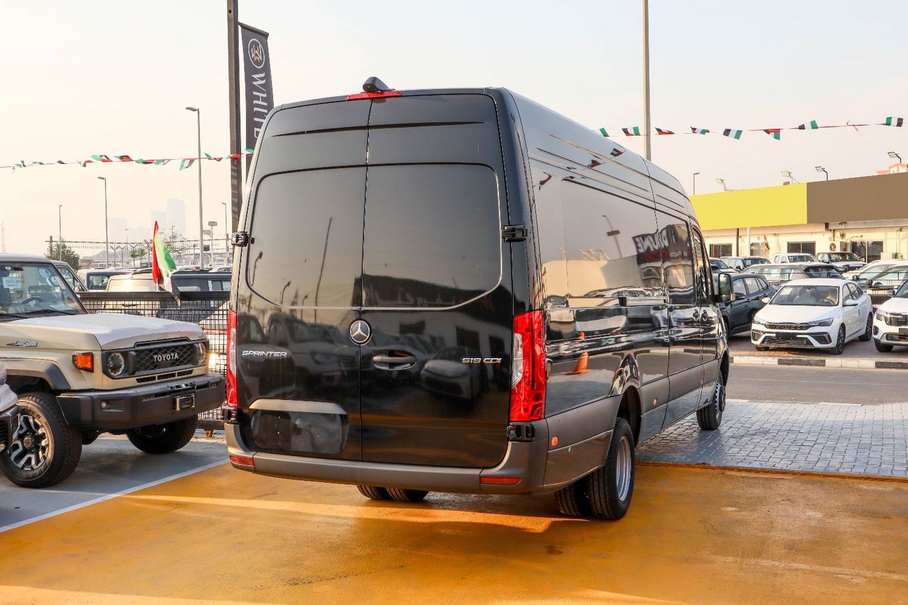 مرسيدس بنز سبرينتر Mercedes-Benz Sprinter 519 CDI – 2025 Model