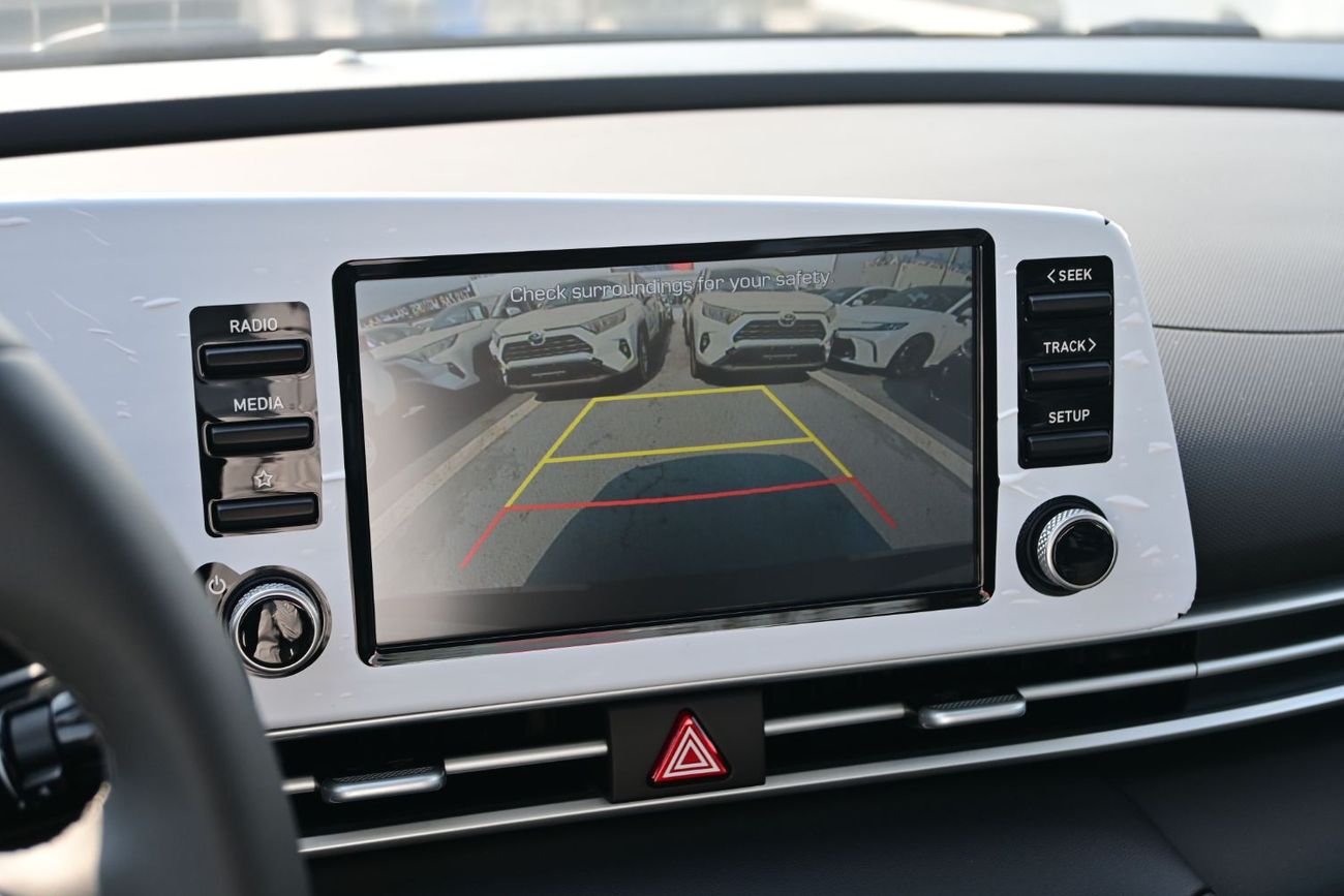 Hyundai Elantra Hyundai Elantra 1.5L Petrol, Model 2025, Color Black