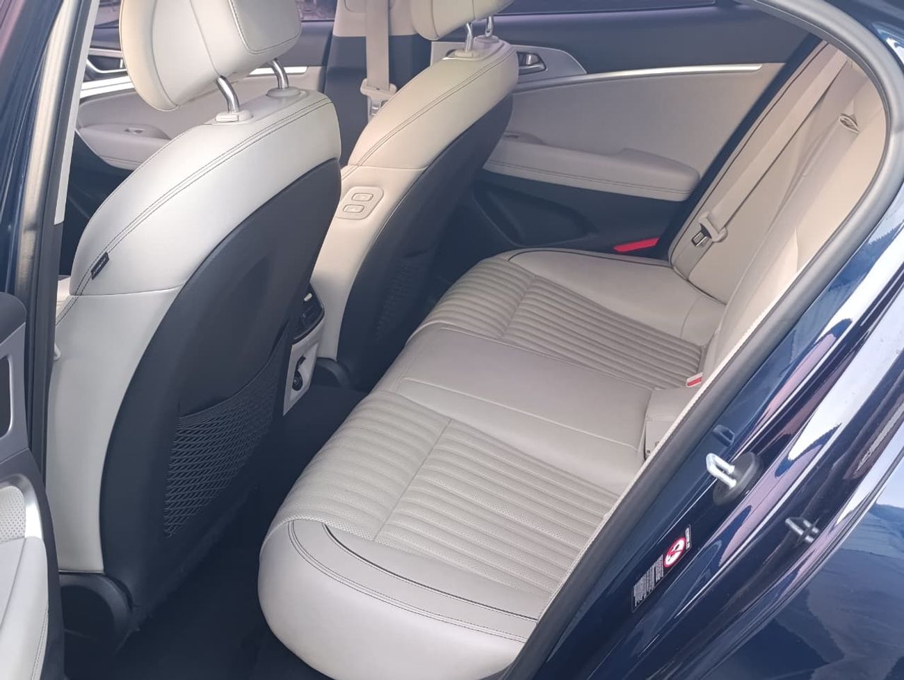 Genesis G70 Platinum 2.0L AWD