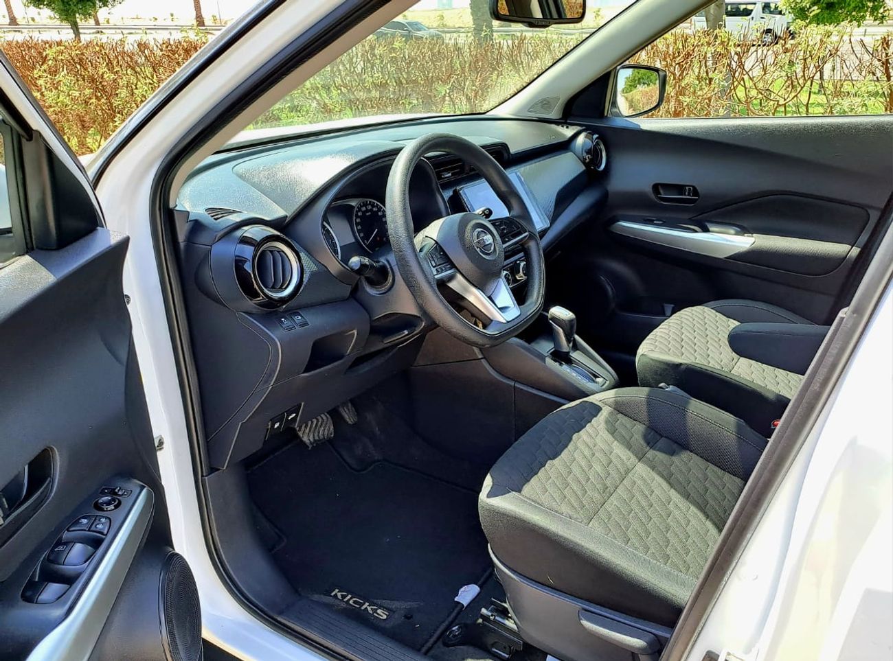 Nissan Kicks 1.6 SV 2021 1.6L GCC (720/-MONTHLY)