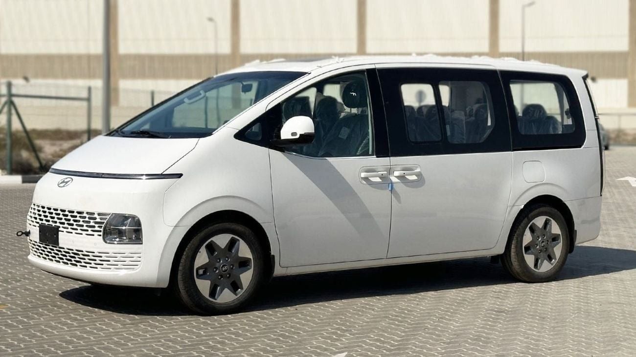 Hyundai Staria 3.5L V6 11 STR Premier AT