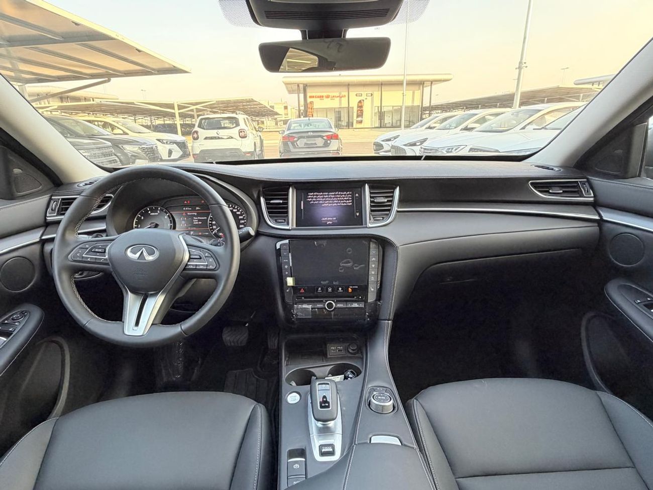 إنفينيتي QX50 Luxury 2.0L RWD