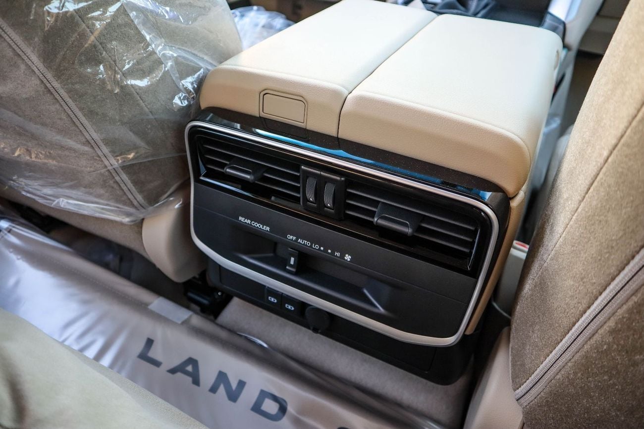 Toyota Land Cruiser GXR 3.3L Toyota Land Cruiser GXR 3.3L Diesel (300 Series) (FJA300) 2025 Model – 4WD SUV (Big Screen