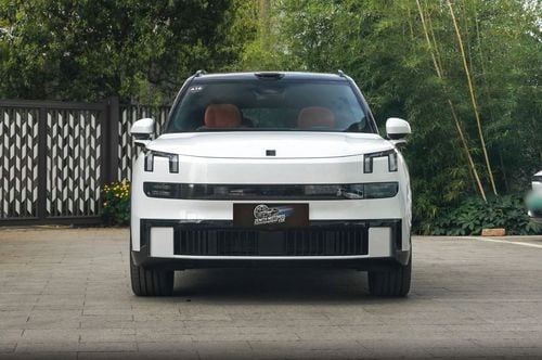 Lynk & Co 900 FLAGSHIP 2.0T