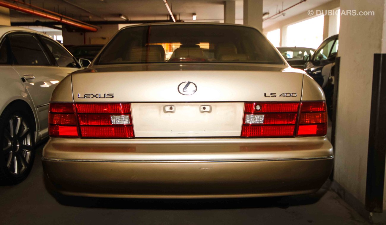 Lexus LS 400