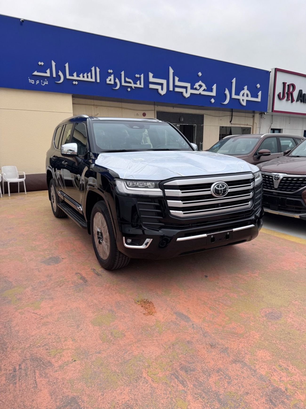 تويوتا لاند كروزر VXR