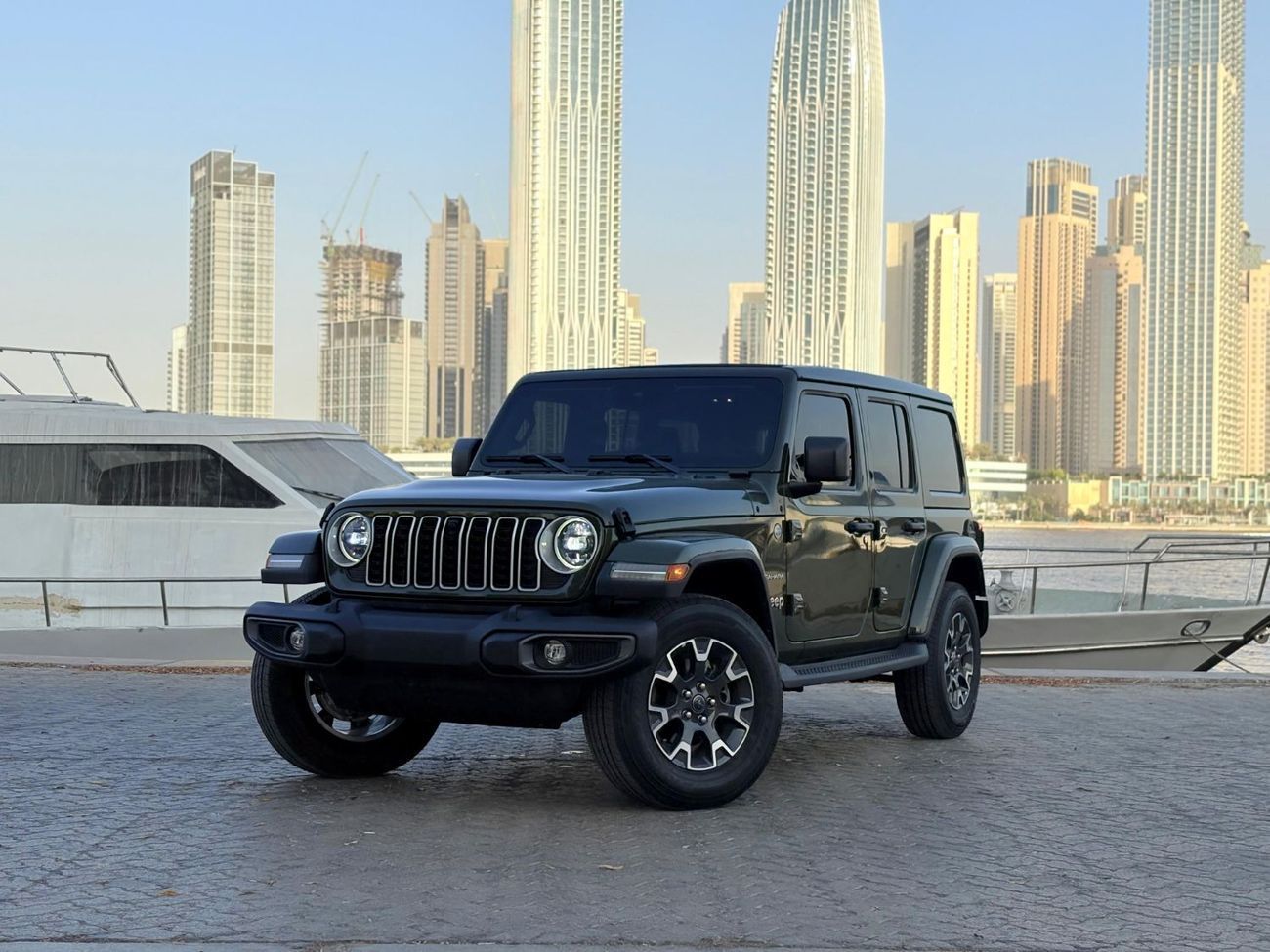 جيب رانجلر Unlimited Sahara 2.0L A/T