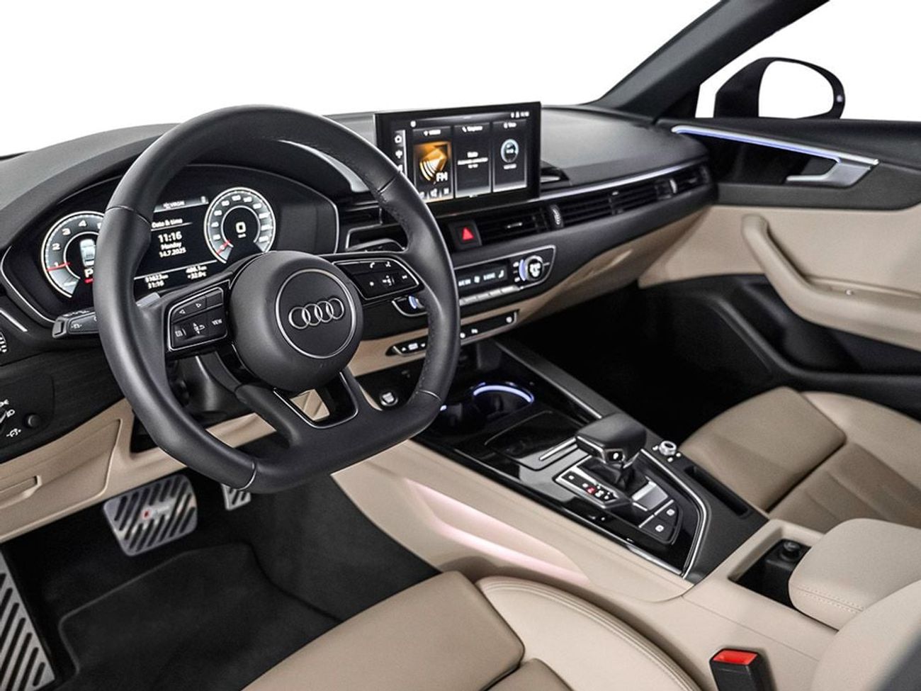 أودي A4 35 TFSI S Line 2.0L