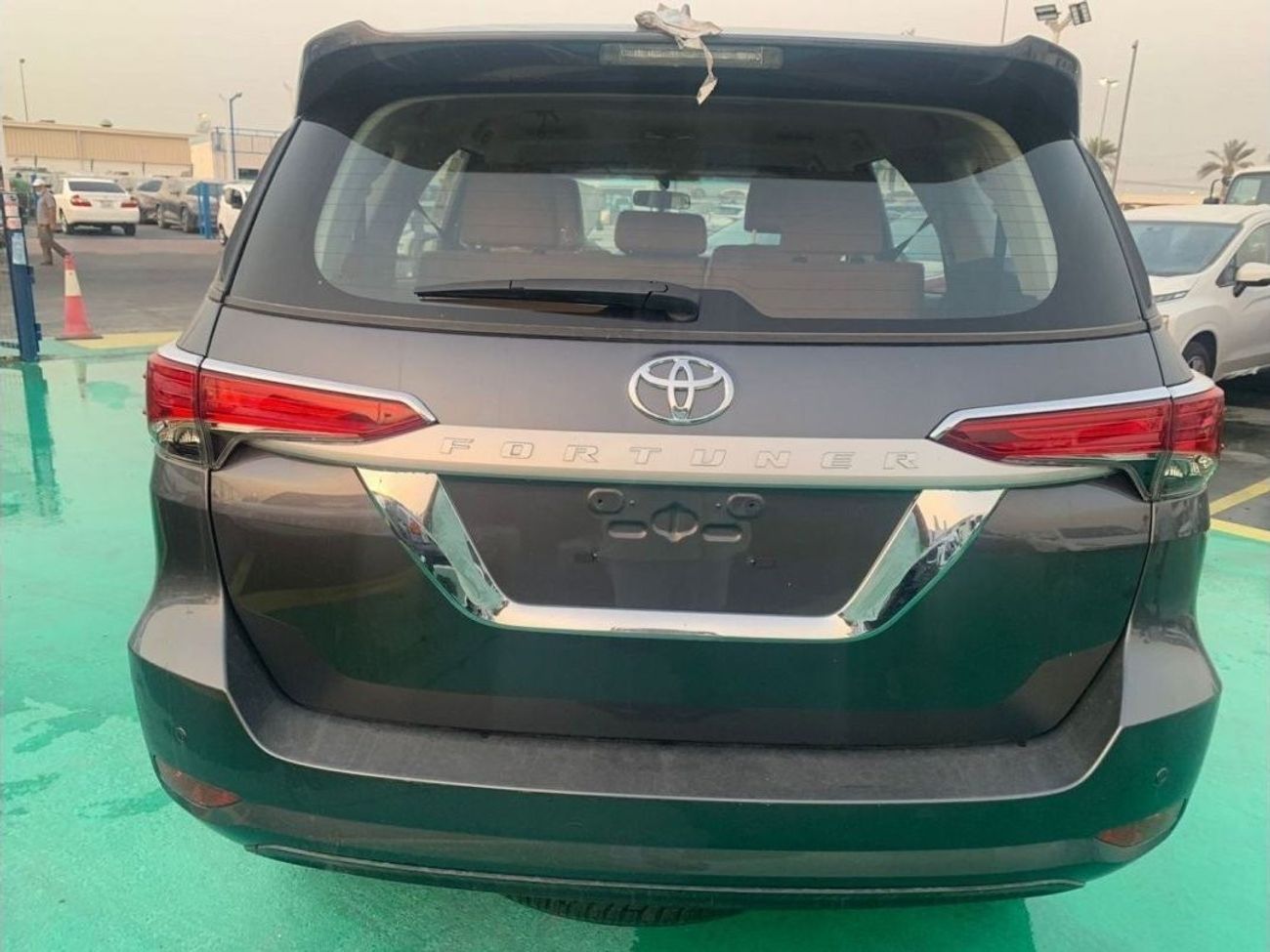 Toyota Fortuner EXR 2.7L (160 HP)