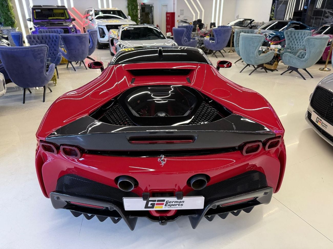 فيراري SF90 ستراديل STRADALE