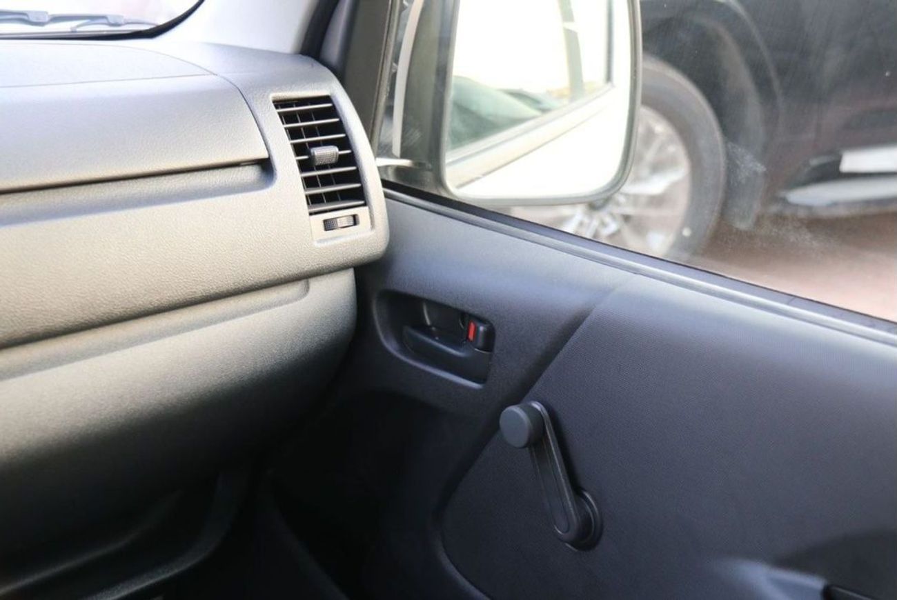 Toyota Hiace Toyota Hiace Commuter Passenger Van 2025