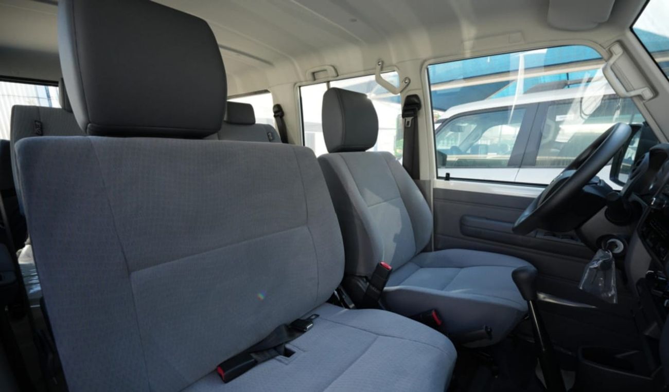 Toyota Land Cruiser 70 Std 4.0L 4WD Std 4.2L 4WD 5 doors