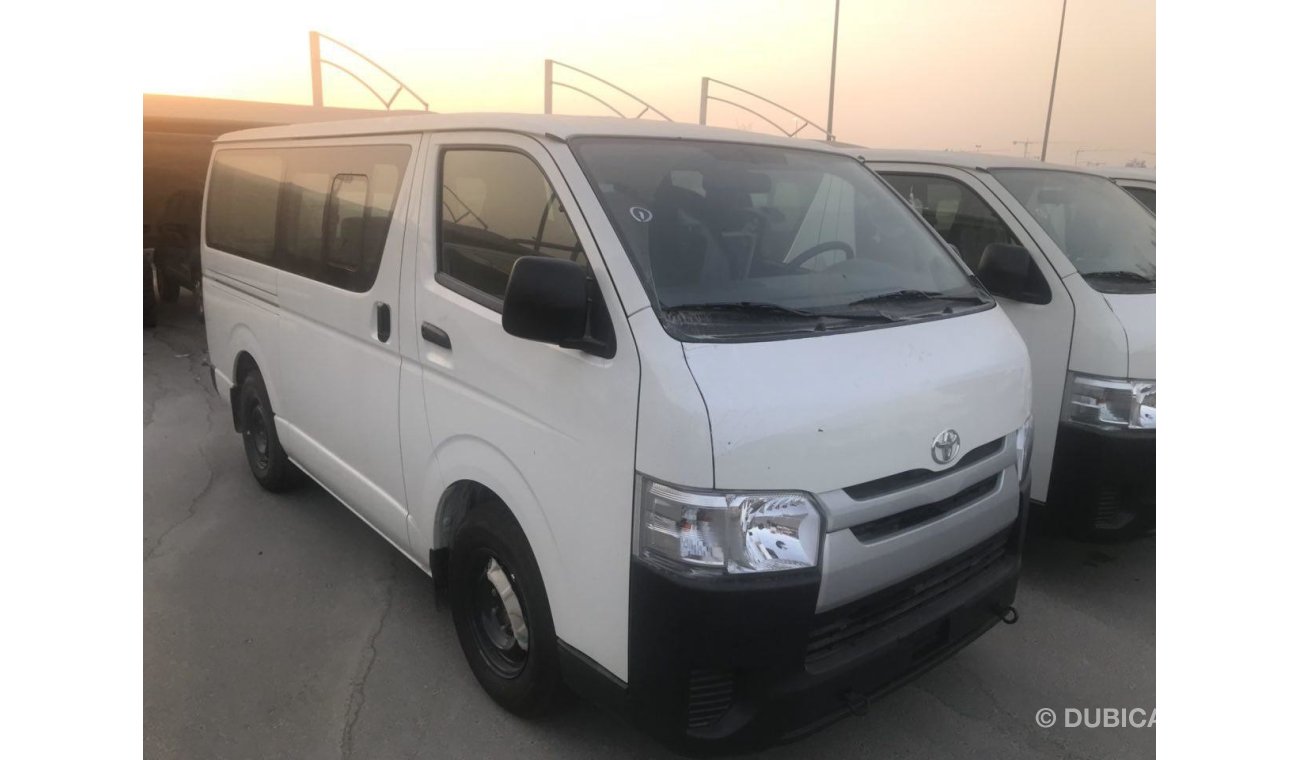 تويوتا هاياس Toyota Hiace MID RANGE