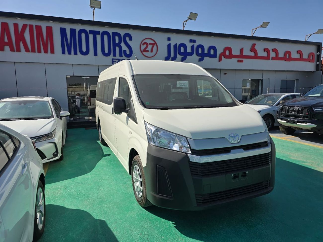 Toyota Hiace GLS - High Roof 3.5L