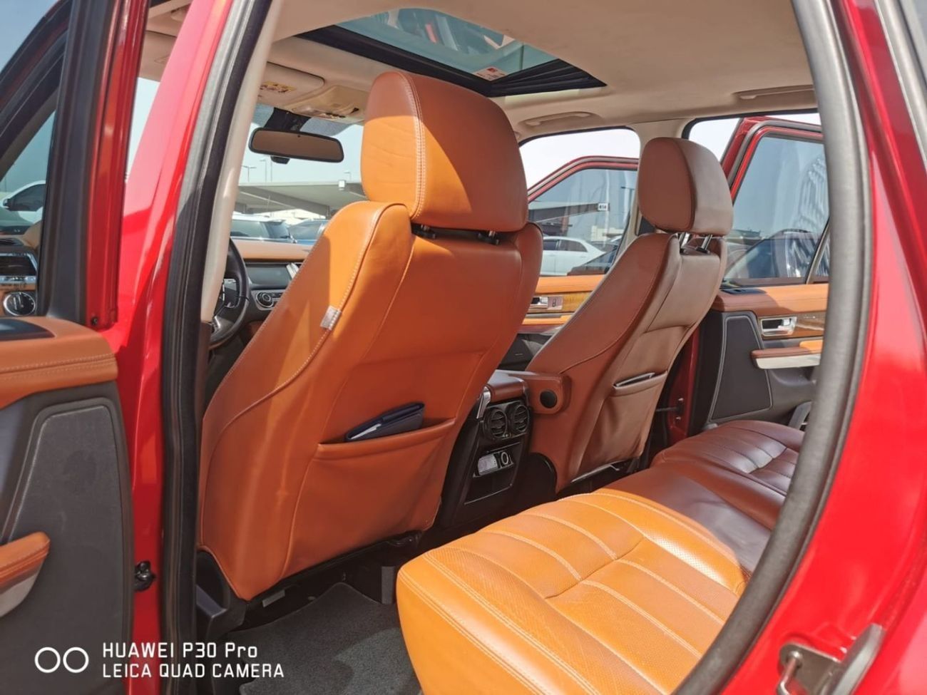 لاند روفر رينج روفر سبورت HSE 2.0L n excellent condition and requires no expense