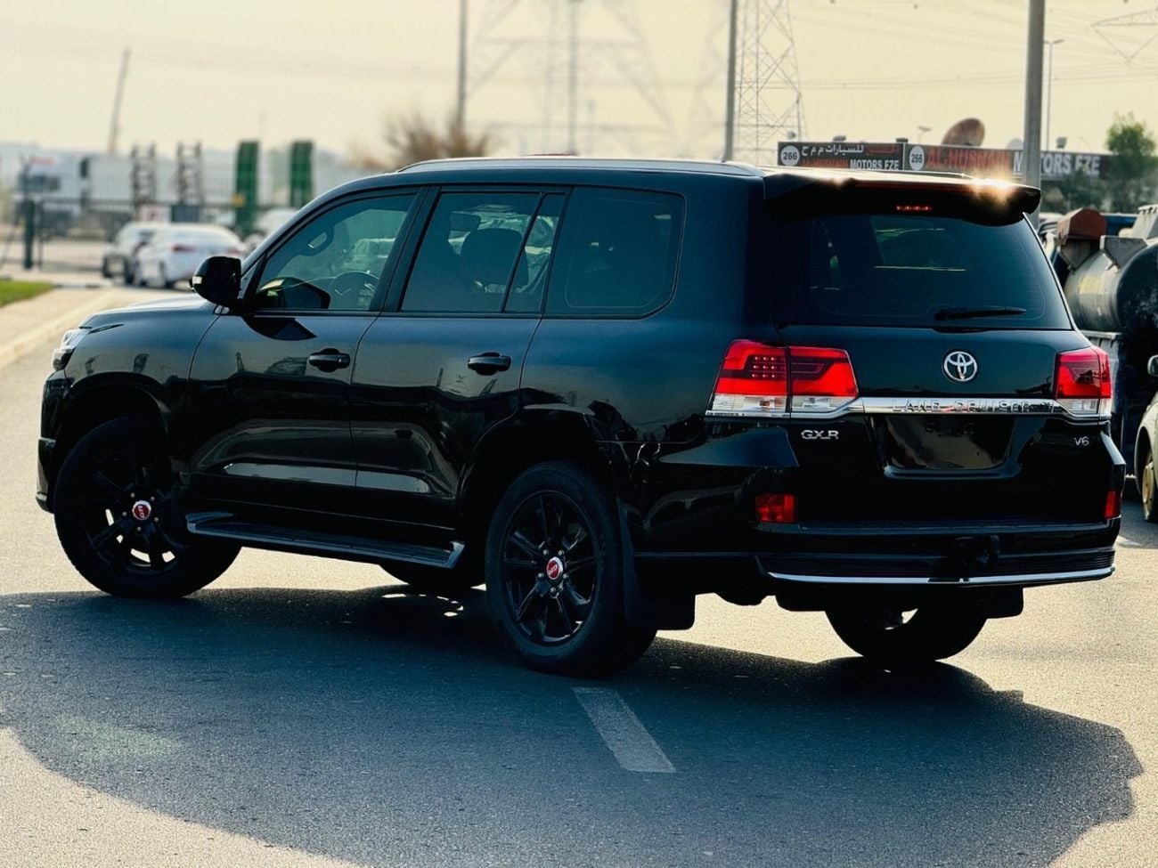 تويوتا لاند كروزر GXR Toyota Land Cruiser 2018 black color v6 full options