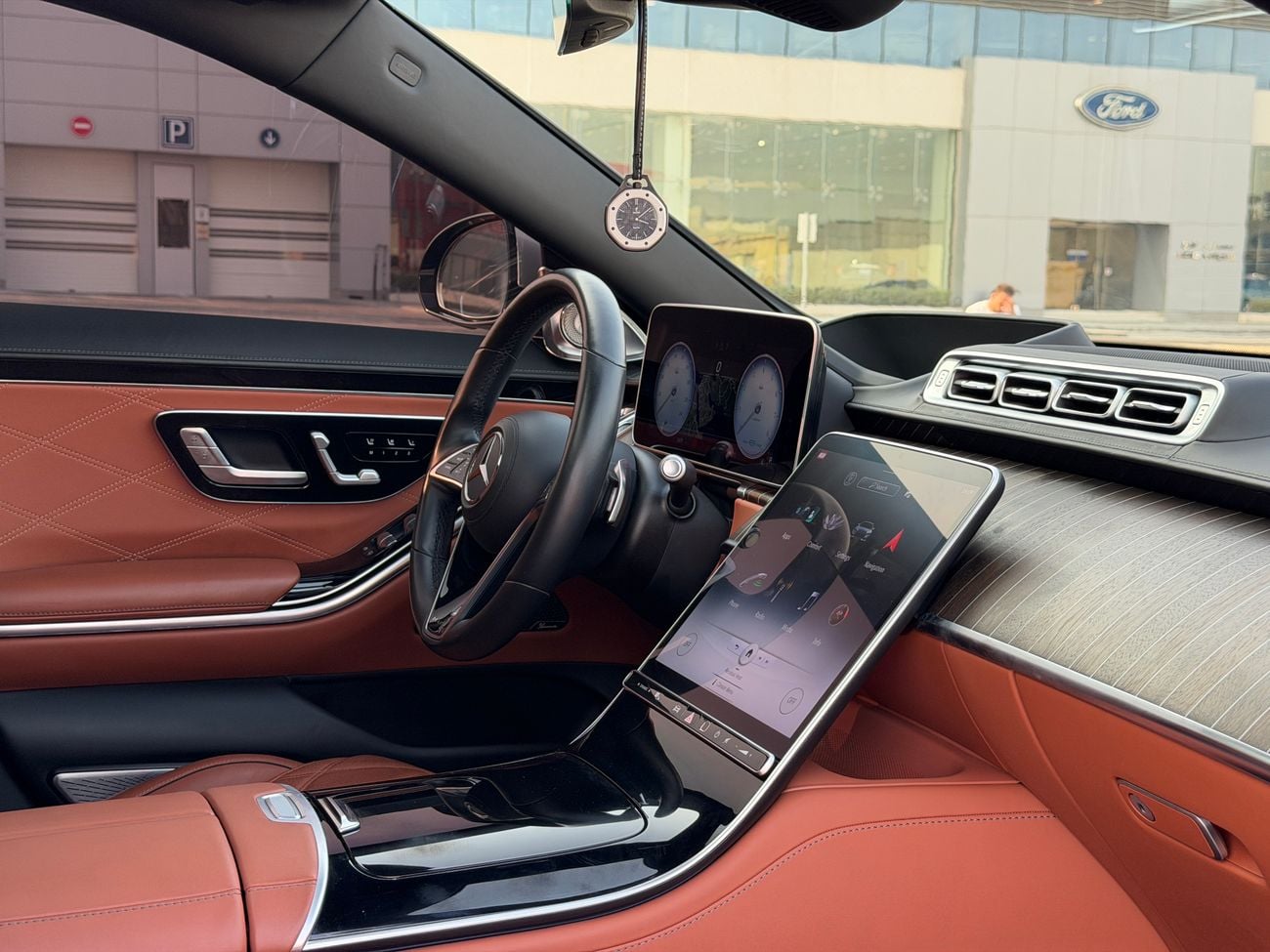 مرسيدس مايباخ S580 مايباخ 