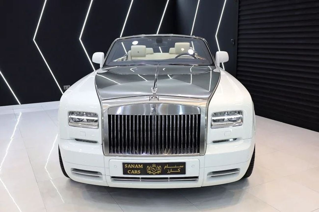Rolls Royce Phantom COUPE DROPHEAD 2013 Rolls-Royce Phantom Drophead, Brushed Stainless-Steel Bonnet, Teak Yacht Deck, GCC Specs!!
