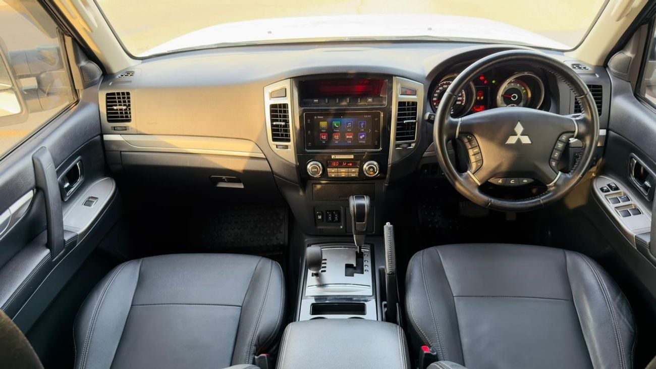 ميتسوبيشي باجيرو -