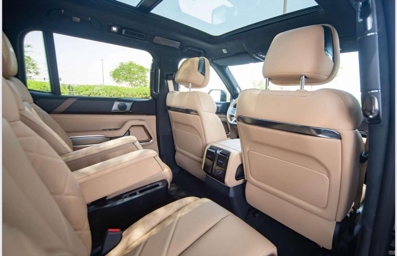 BYD Leopard 8 Smart and Brave Flagship Edition (6 Seats)