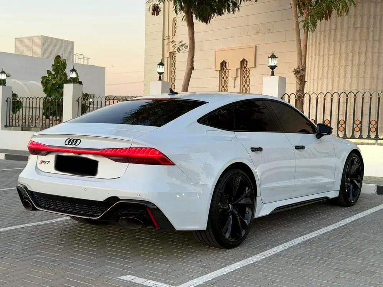 Audi RS7 MODEL - NO ACCIDENT OR PAINT