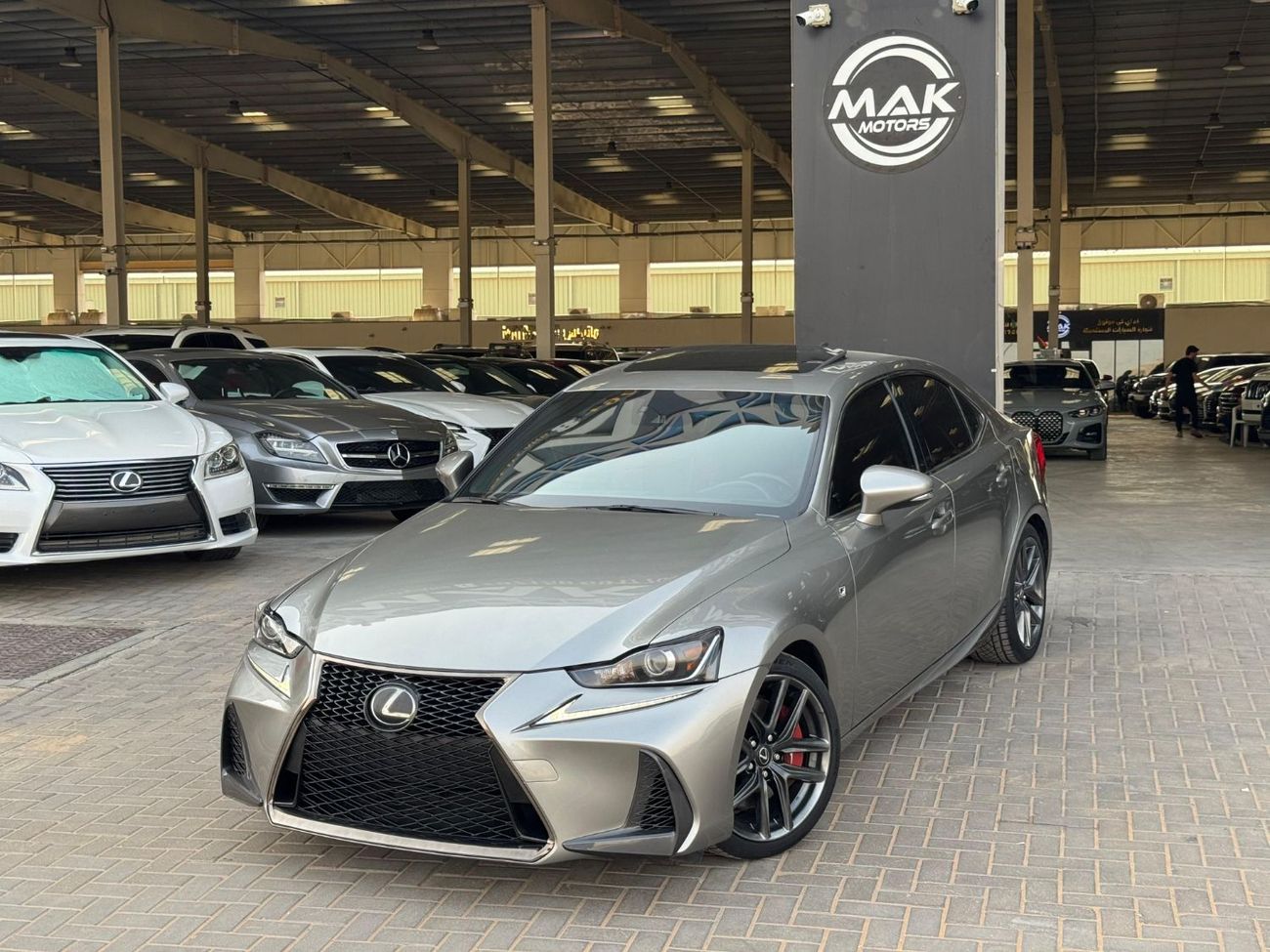Lexus IS350 F Sport 3.5L (312 HP) F-SPORT / 3.5L V6 / ELECTRONIC CLUSTER / RADAR / COOLING SEATS / BLIND SPOTS /
