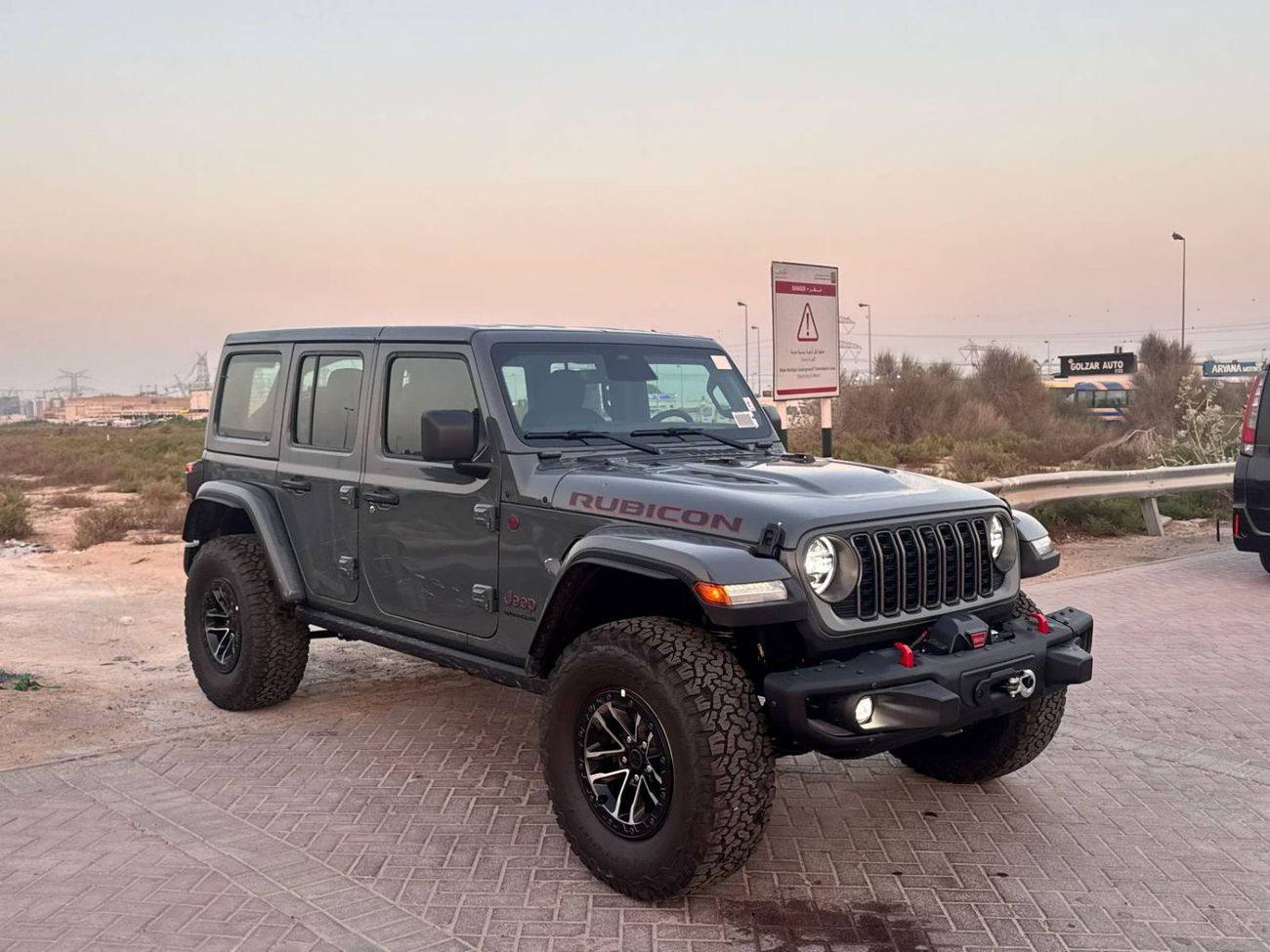 جيب رانجلر 2025 JEEP WRANGLER UNLIMITED RUBICON 2.0L V4 GCC BRAND NEW 0KM