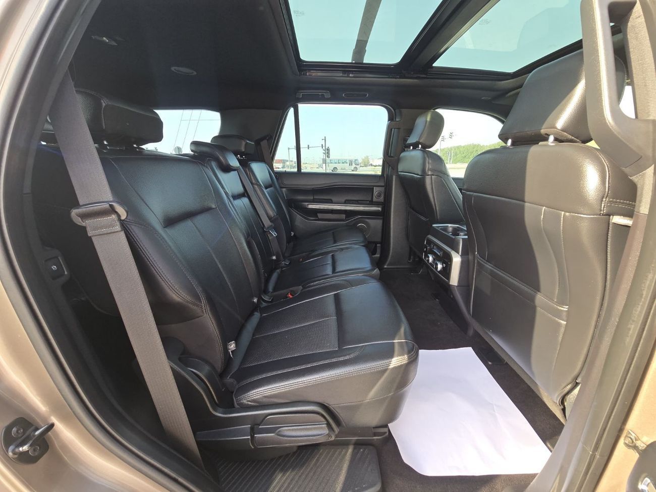 فورد إكسبيديشن XLT 3.5L (380 HP) FWD