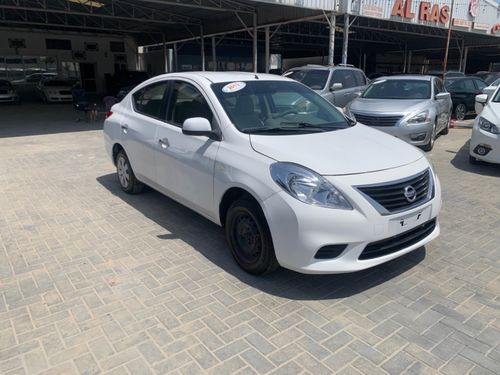 نيسان صني موديل 2013 ، خليجي ، 4 سلندر ،  ناقل حركة اوتوماتيك ، عداد المسافات 218000