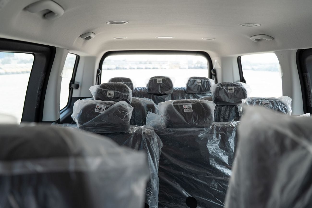 هيونداي ستاريا PRESTIGE 2.2 DIESEL | 11 SEATER | 8AT | GCC SPECIFICATIONS | FULL OPTIONS