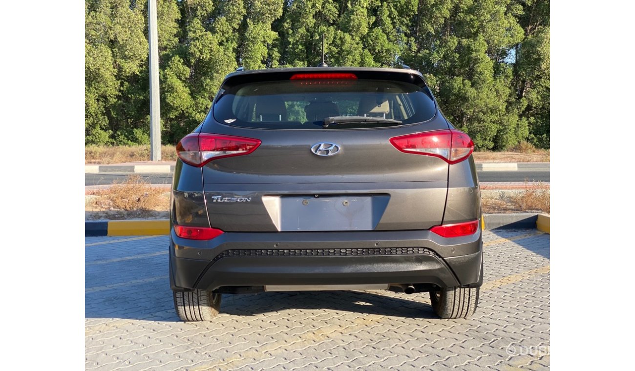 Hyundai Tucson 2016 2.0 Panoramic Sunroof Ref#608