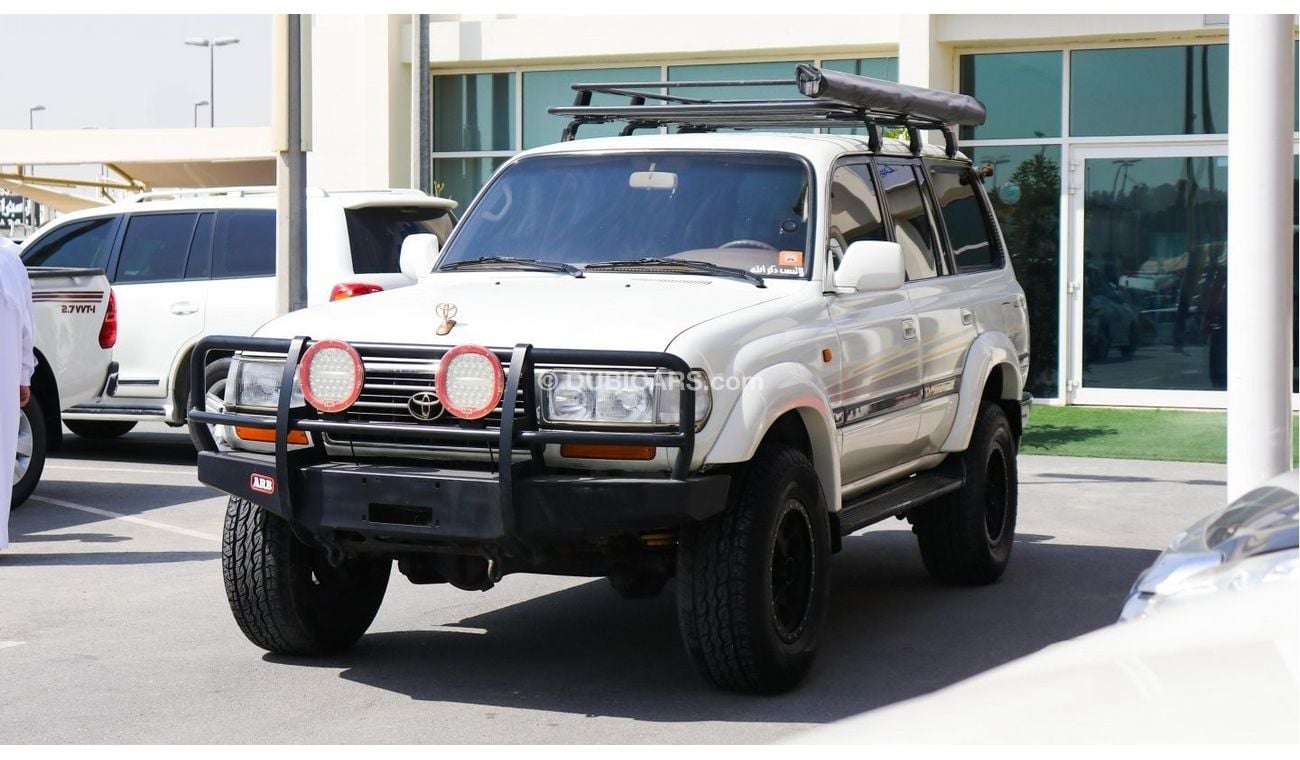 تويوتا لاند كروزر GXR