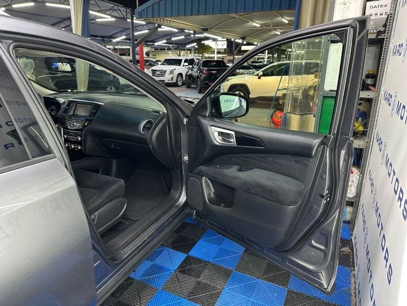 نيسان باثفايندر SV 3.5L (260 HP) FWD