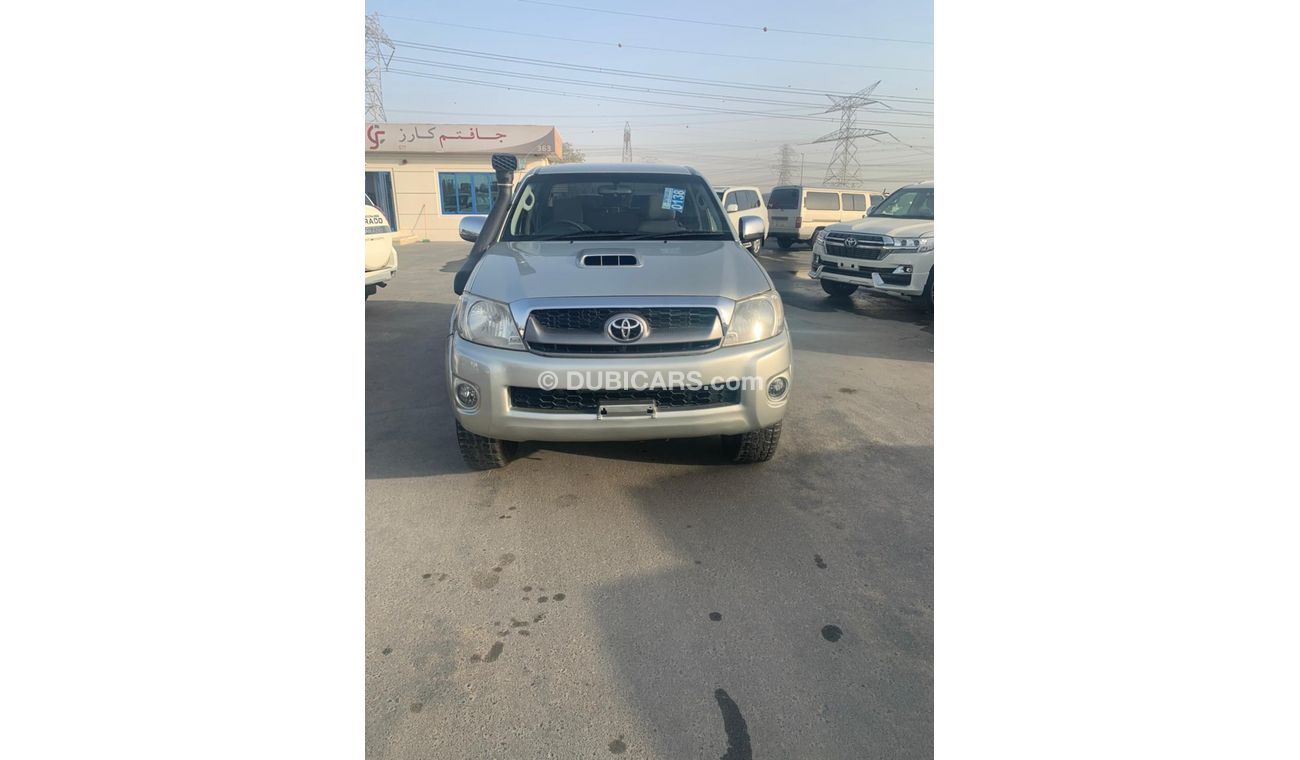 Toyota Hilux 2009 Manual,4X4 Diesel, Good Condition [Cruise Control] Off-Road Kit