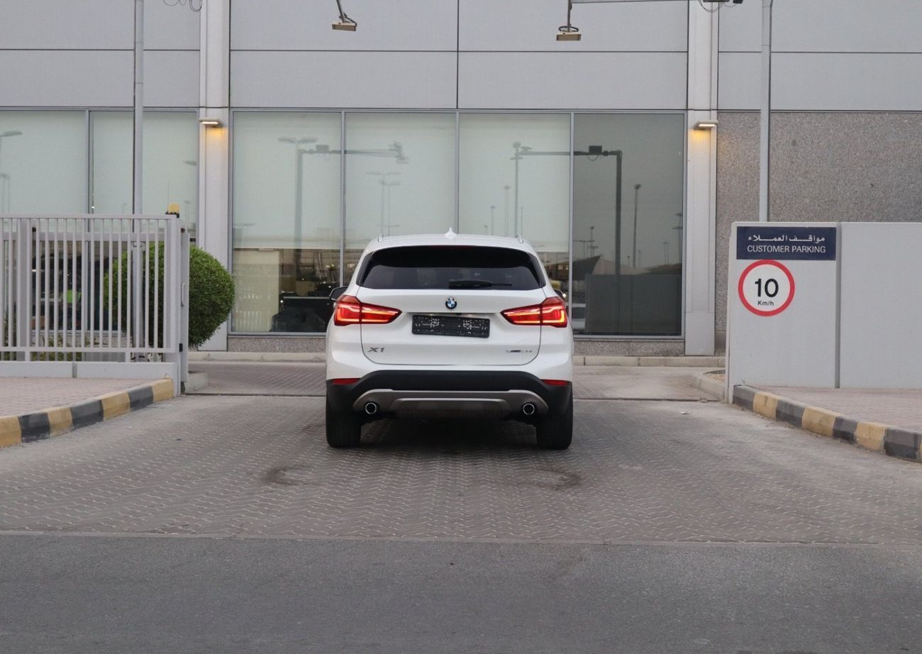 BMW X1 sDrive 18i 1.5L