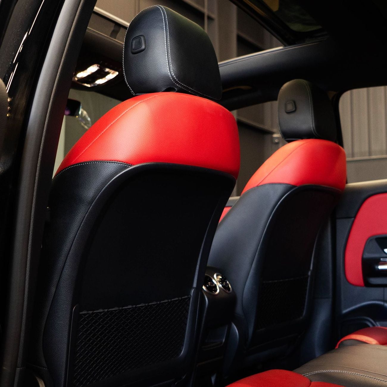 Mercedes Benz GLA 200 AED 2,394P.M • 0% Downpayment •  Mercedes-Benz GLA 200 Premium  • Agency Warranty And Service Packag