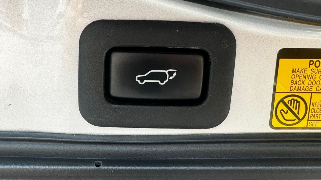 Lexus LX 470 LX570 ,RIGHT HAND DRIVE  ,PETROL 5.7 LITER ,AUTOMATIC