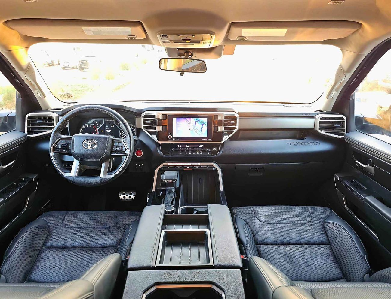 تويوتا تاندرا CREWMAX TRD SR5/ 4WD/ LOW MILEAGE/ ORG AIRBAG/ 2156 MONTHLY/ LOT# 9666