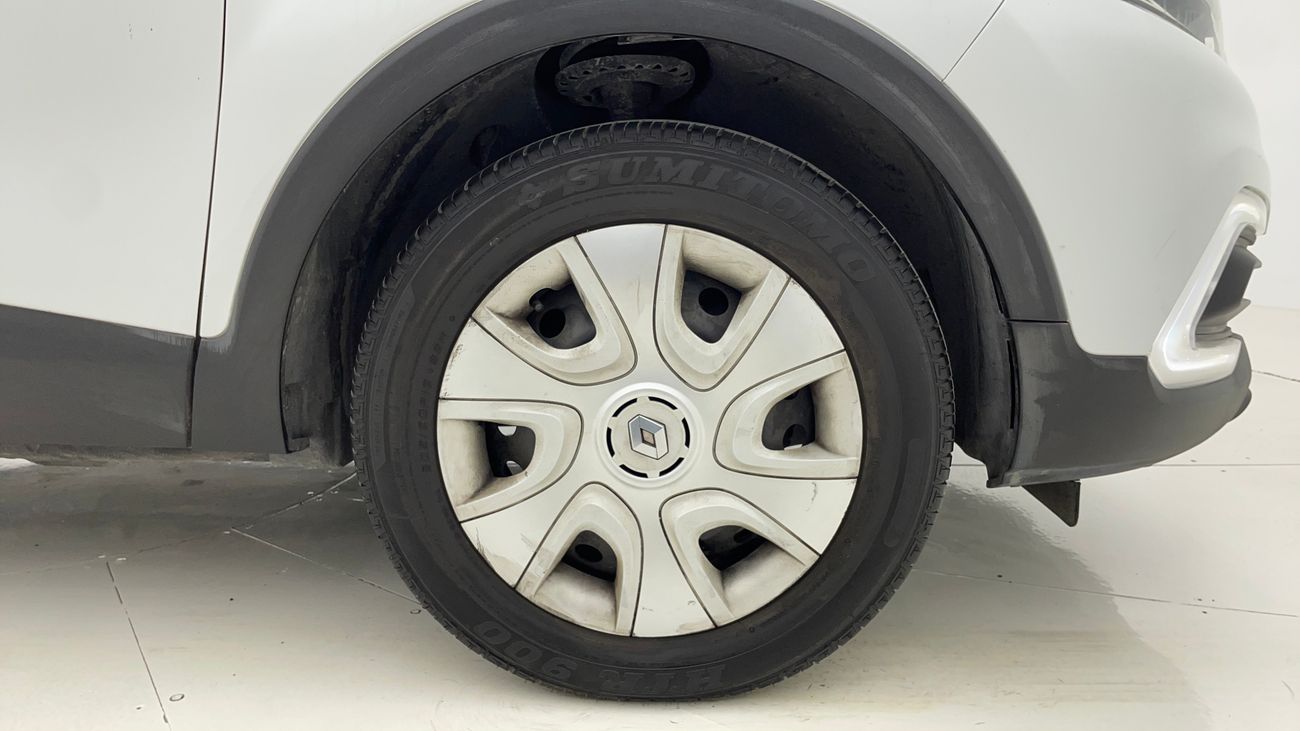 Renault Captur PE 1.6 | Zero Down Payment | Free Home Test Drive