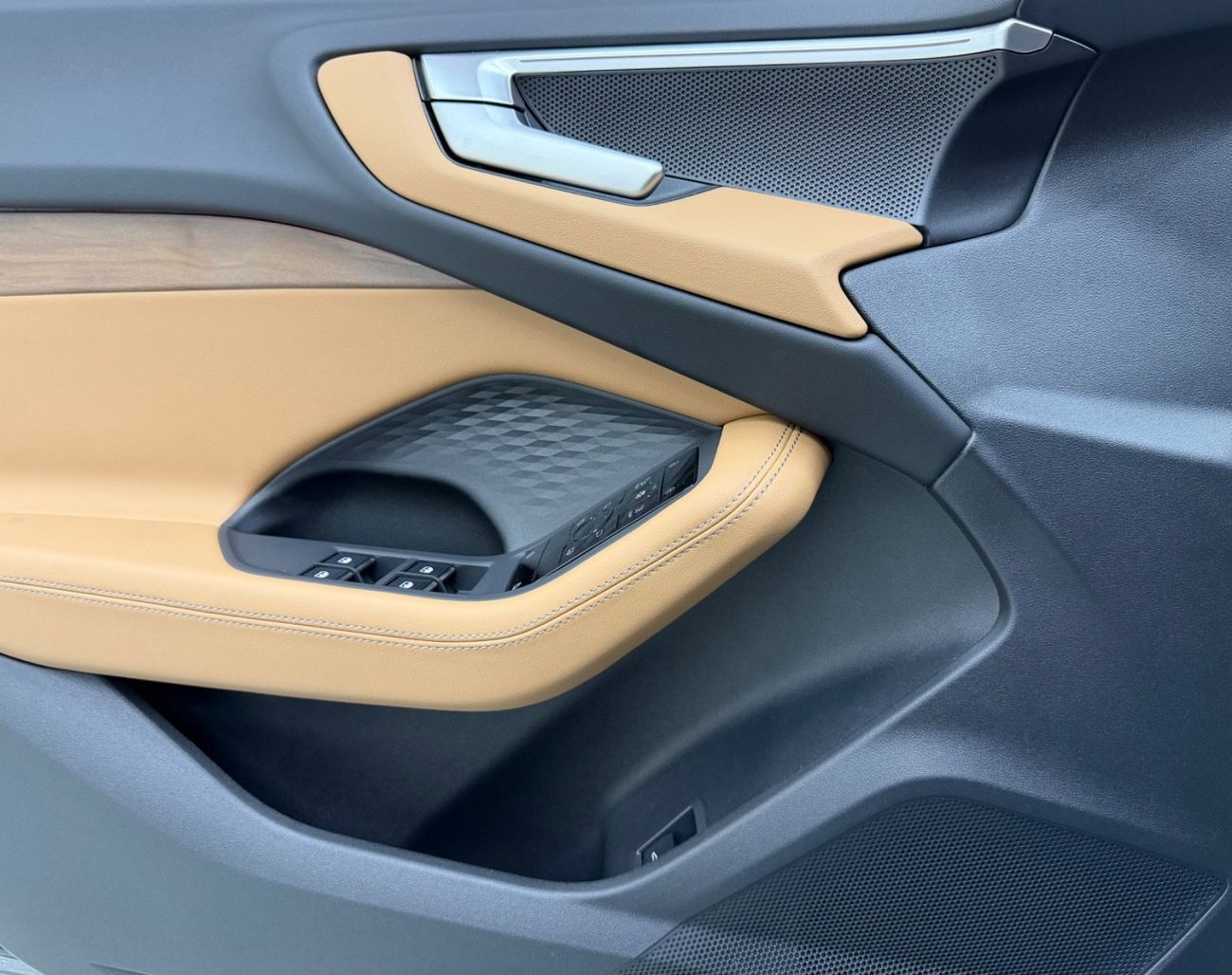 Audi A5 GCC .. Warranty .. Service .. Original paint .. PPF