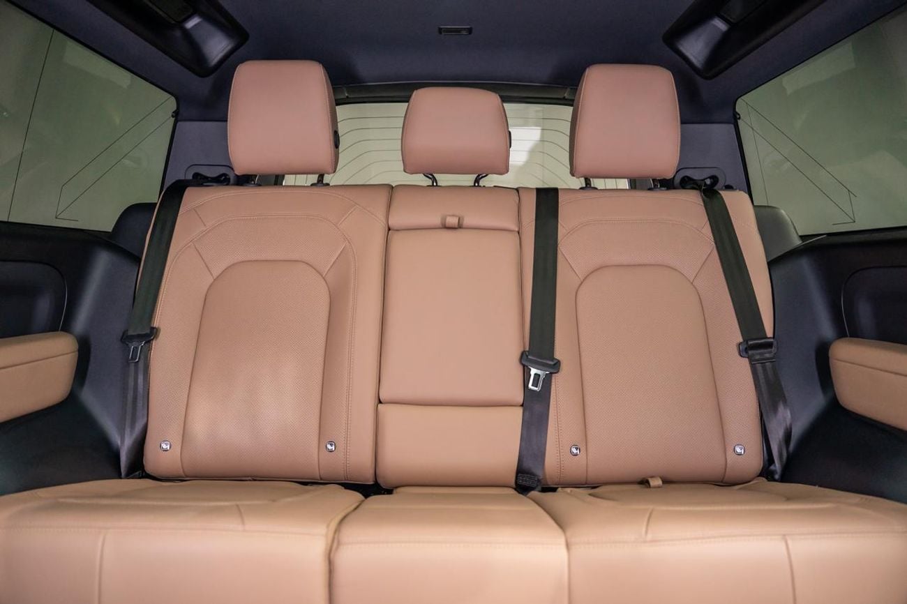 Land Rover Defender 90 X-DYNAMIC HSE P400