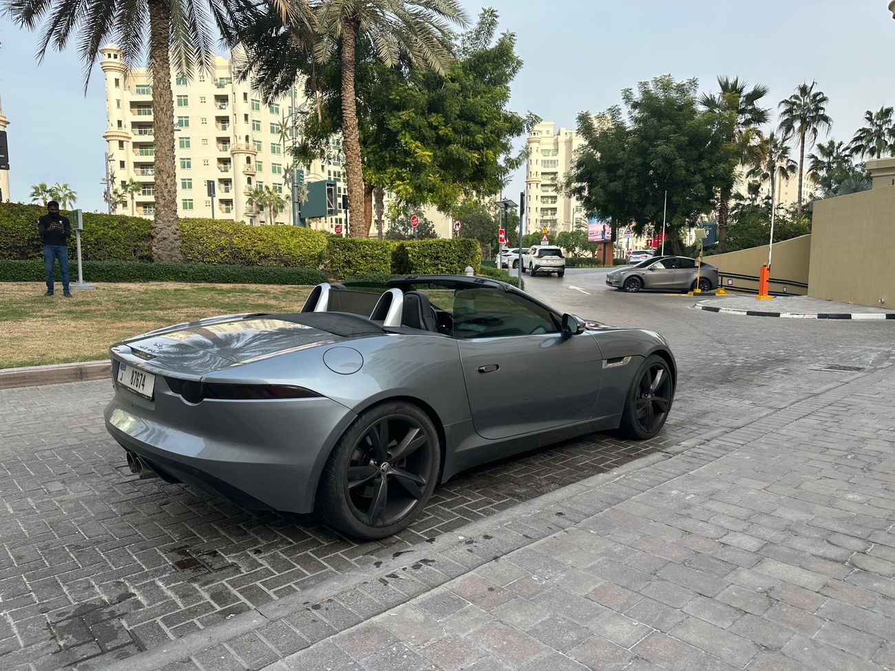 جاكوار F Type